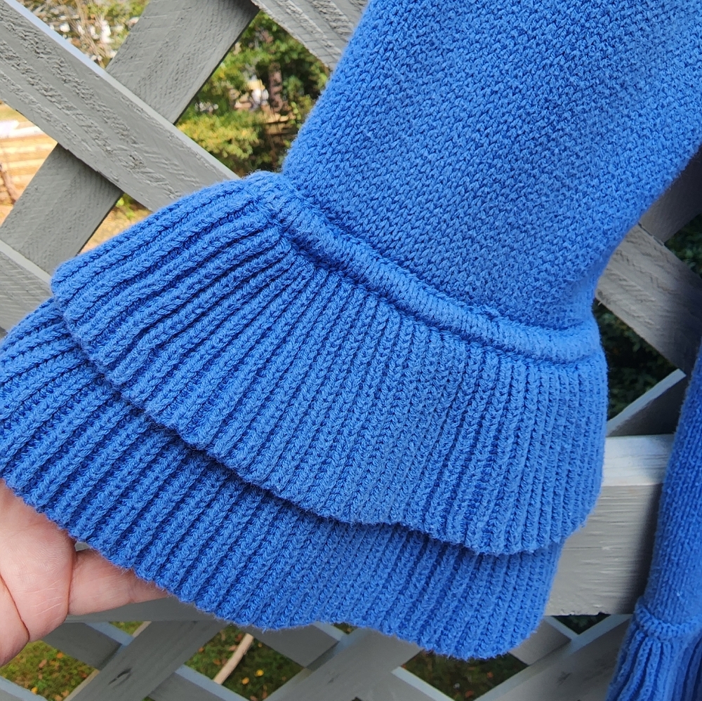 L Ruffle blue sweater - Picture 5 of 14